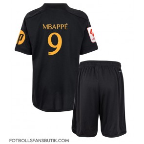 Real Madrid Kylian Mbappe #9 Replika Tredje Tröja Barn 2023-24 Kortärmad (+ Korta byxor)